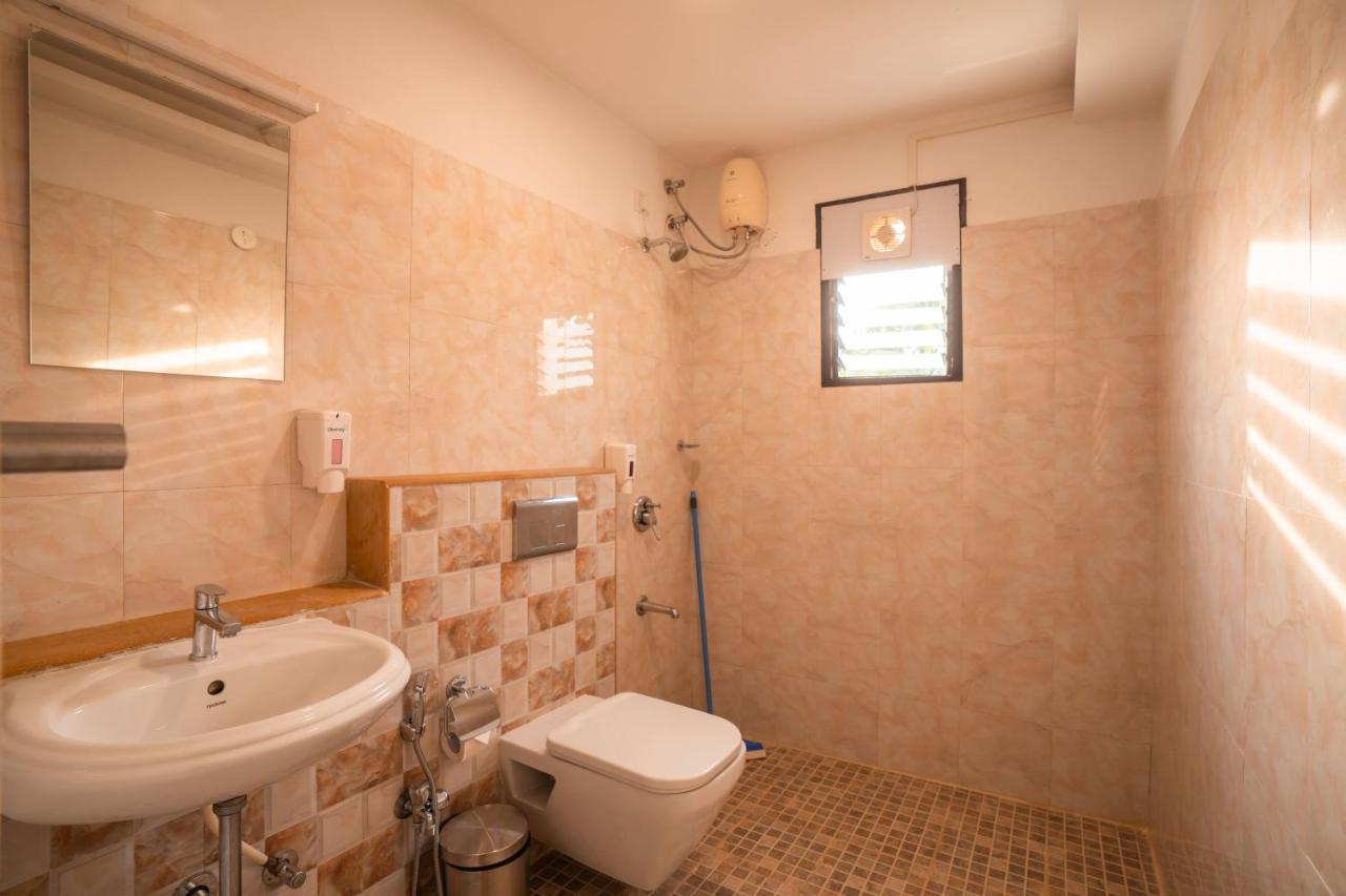 Gostops Plus Goa Vagator Старый Гоа Экстерьер фото