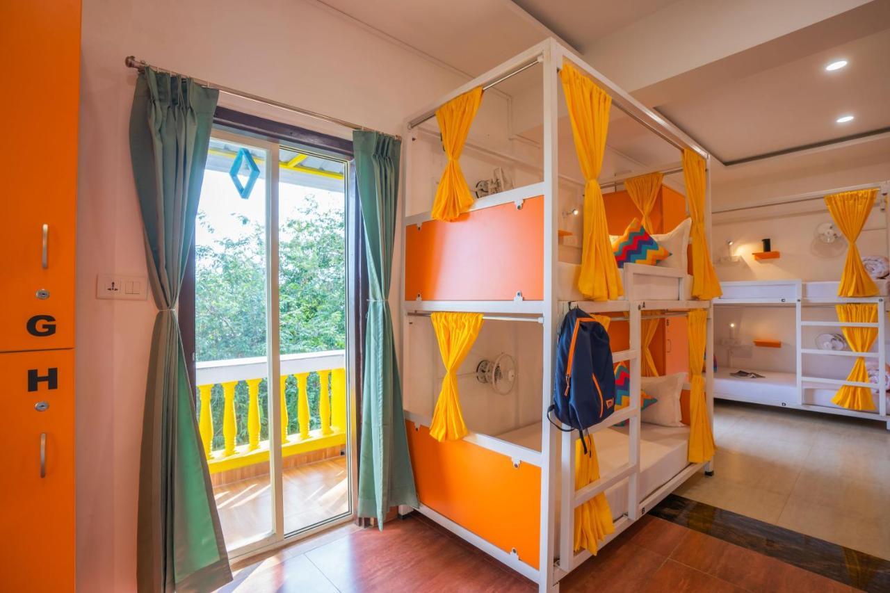Gostops Plus Goa Vagator Старый Гоа Экстерьер фото