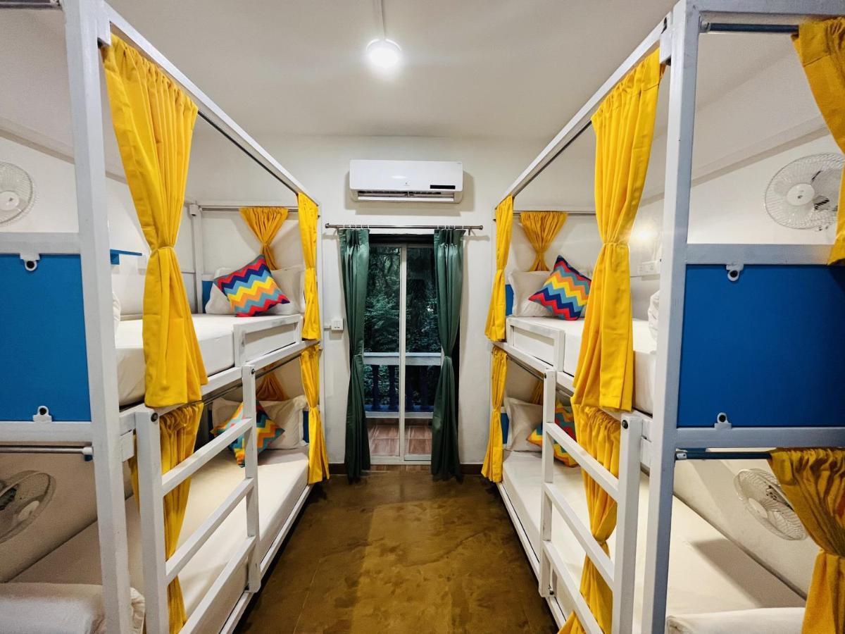 Gostops Plus Goa Vagator Старый Гоа Экстерьер фото